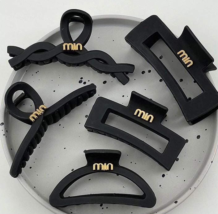 MIN Designer Hair Claw Clip
