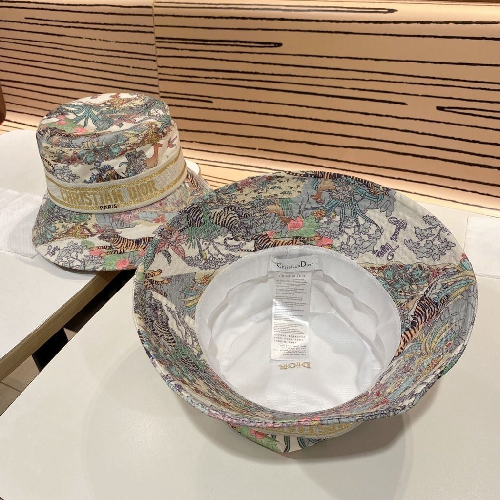 Christian Dior D-Bobby Women's Bucket Hat Print Tiger