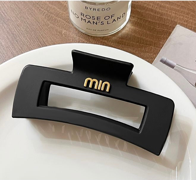 MIN Designer Hair Claw Clip