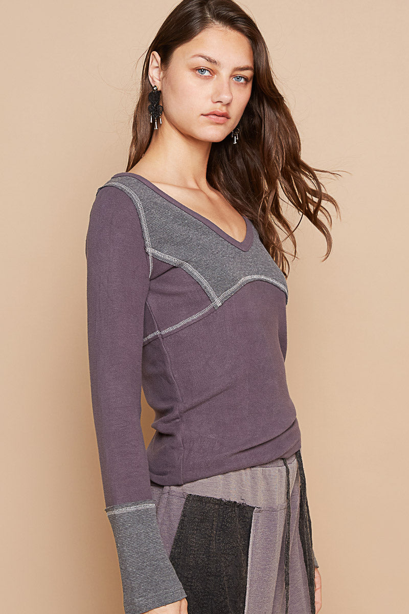 STORM CHARCOAL V-Neck, Fitted Top